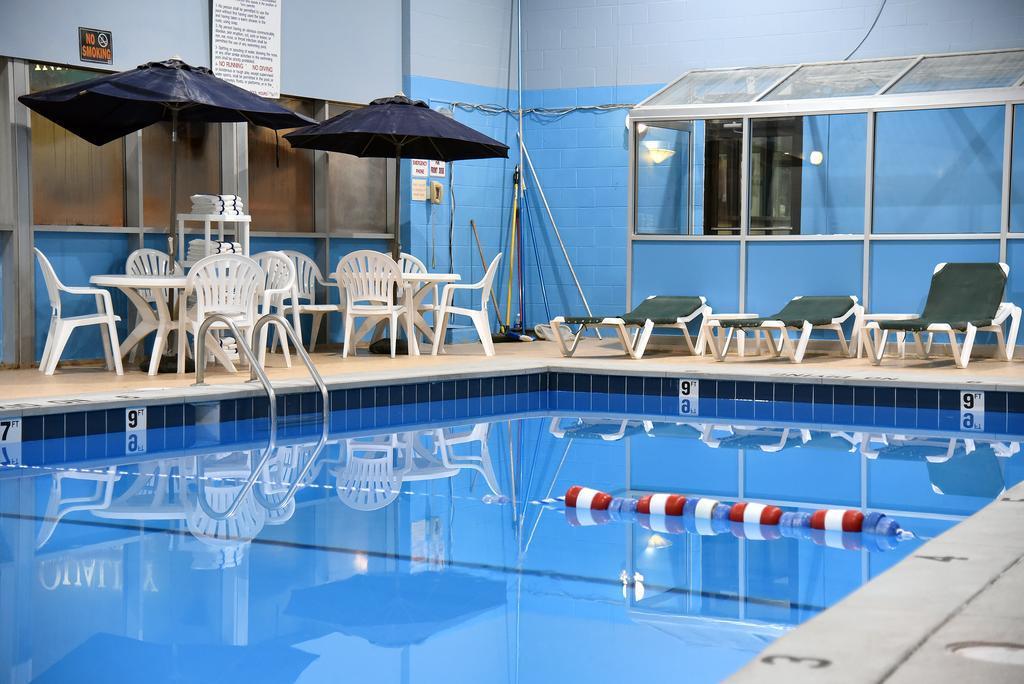 Quality Inn & Suites Near I-480 And I-29 Council Bluffs Zewnętrze zdjęcie