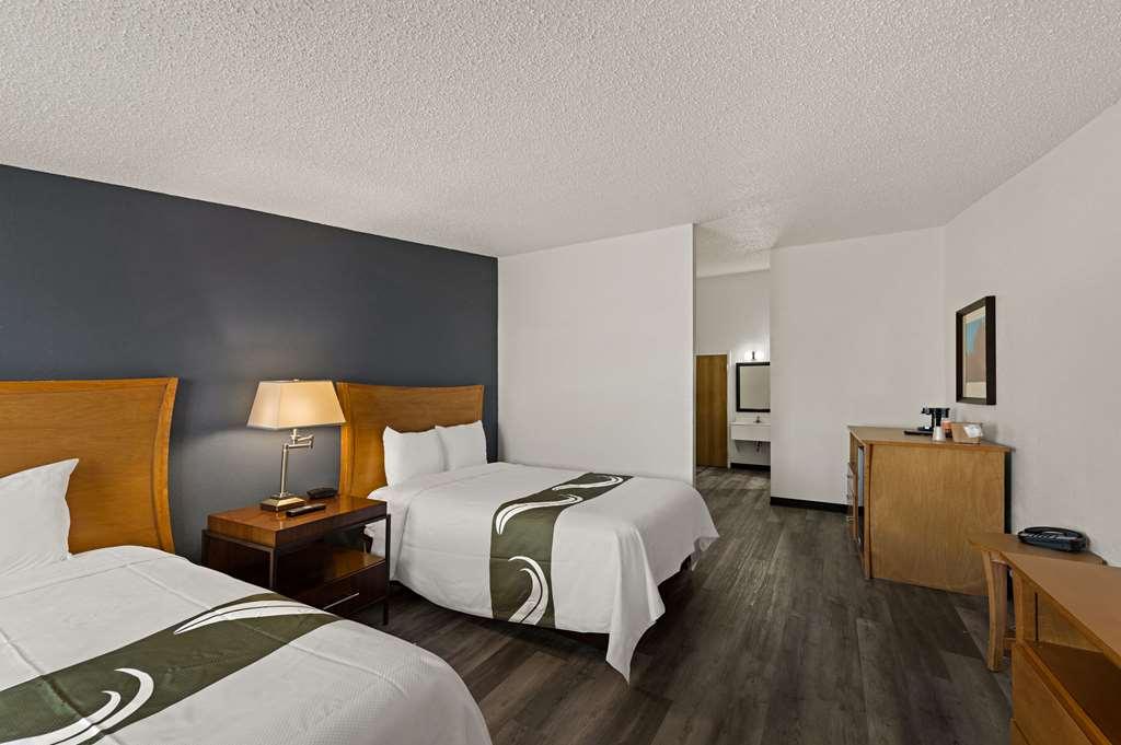 Quality Inn & Suites Near I-480 And I-29 Council Bluffs Pokój zdjęcie